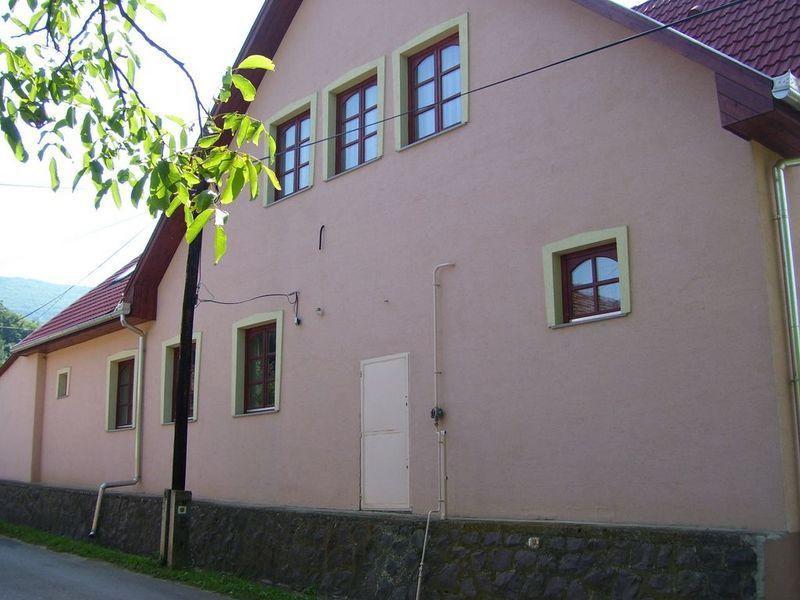 Hotel Hubertus Vendeghaz Parád Exteriér fotografie