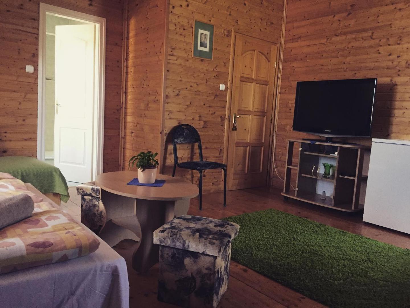 Hotel Hubertus Vendeghaz Parád Exteriér fotografie
